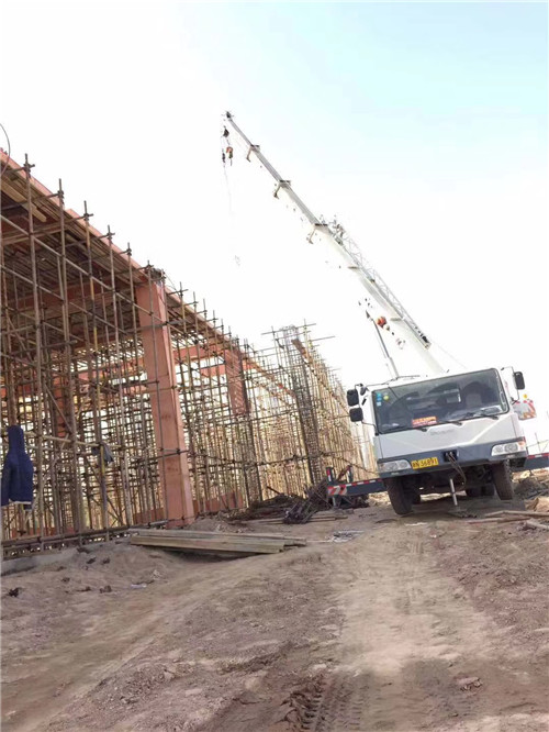 安溪县吊车作业的安全注意事项有哪些？